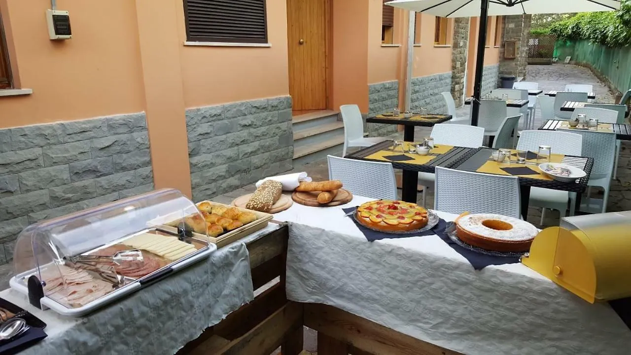 **  Hotel Montemorello Castiglione  Italy